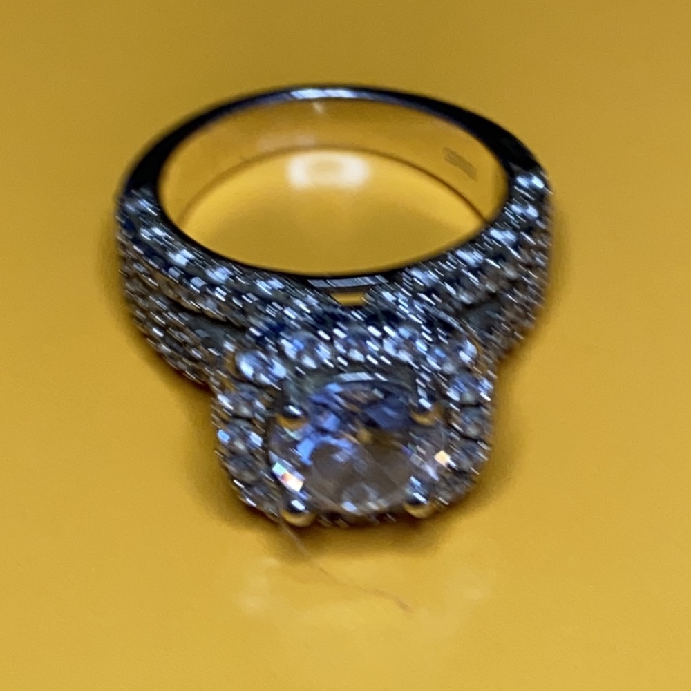 Sterling Silver Ring - 6 1/2 - 7